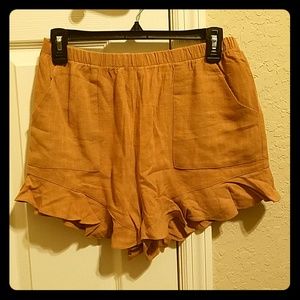 Vici Ruffle Hem Shorts NWT